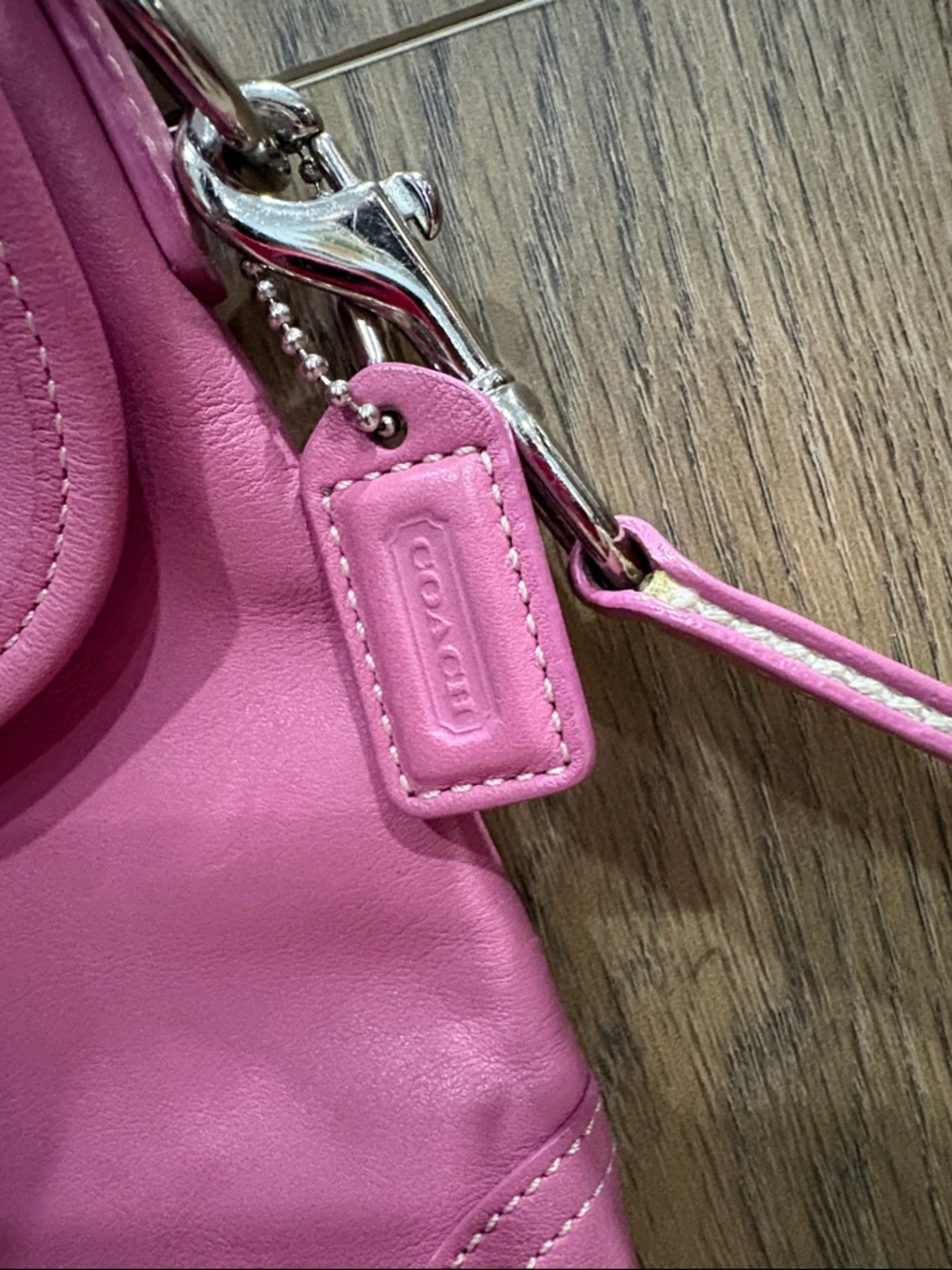 Coach Soho Vintage Y2K Pink Leather Swing Crossbody Messenger Silver Buckle Flap - Picture 2 of 10